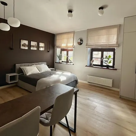 Ferro Apartment Near Old Town